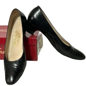 Vintage‎ Salvatore Ferragamo - Black Leather Heels with Original Box - Size 7.5